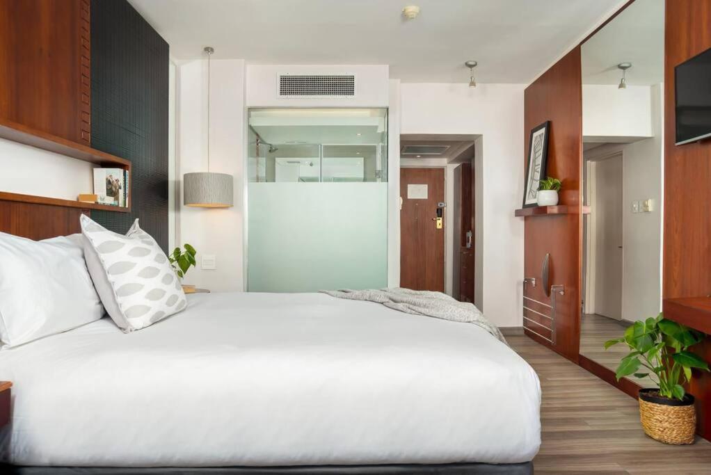 Central Modern City Escape Apartment! 开普敦 外观 照片
