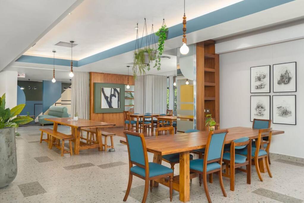 Central Modern City Escape Apartment! 开普敦 外观 照片